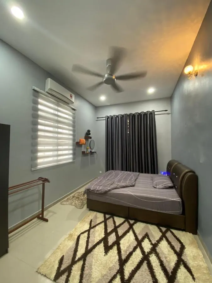 Bin Ramli Homestay Parit Buntar Holiday home
